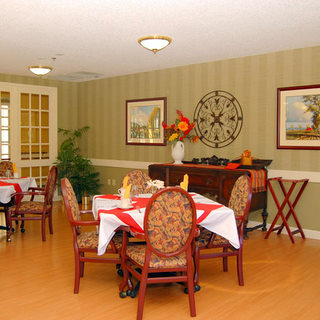 Elmcroft of Hendersonville
