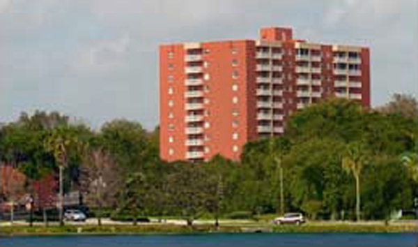 Lake Morton Plaza
