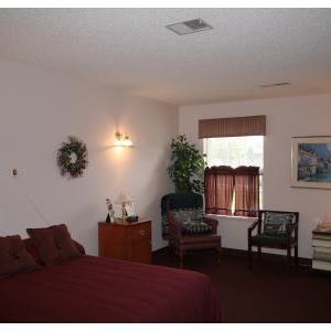 Laurelwood Senior Living