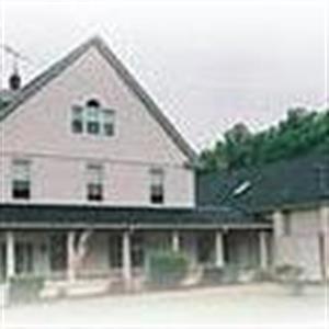 Locust Lodge I